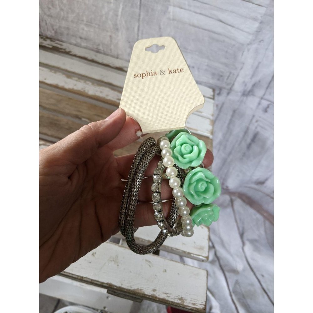 Sophia and Kate flower bracelet set pearl bling fa